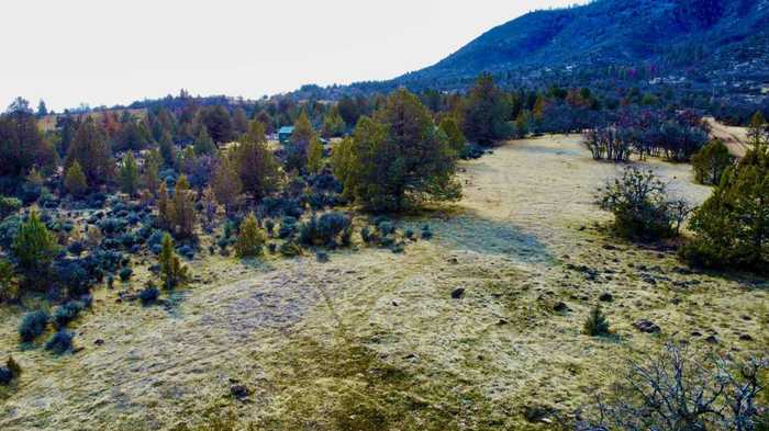 photo 35: 0 Black Mountain Rd, Hornbrook CA 96044