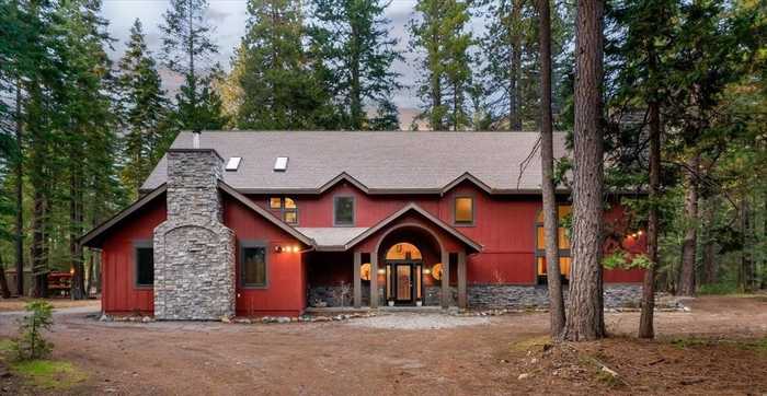 photo 1: 4025 Summit Drive, Mt Shasta CA 96067