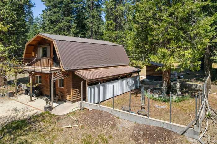 photo 2: 6320 Mt Shasta Dr., McCloud CA 96057