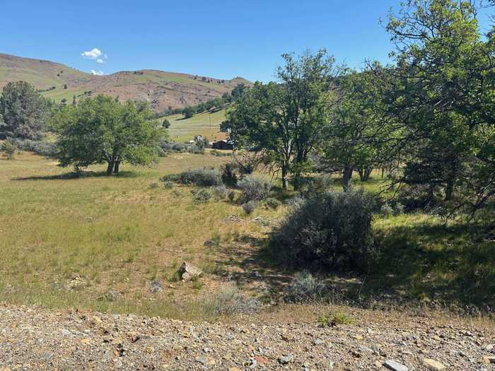 photo 1: Lot 168 Redwood St, Hornbrook CA 96044