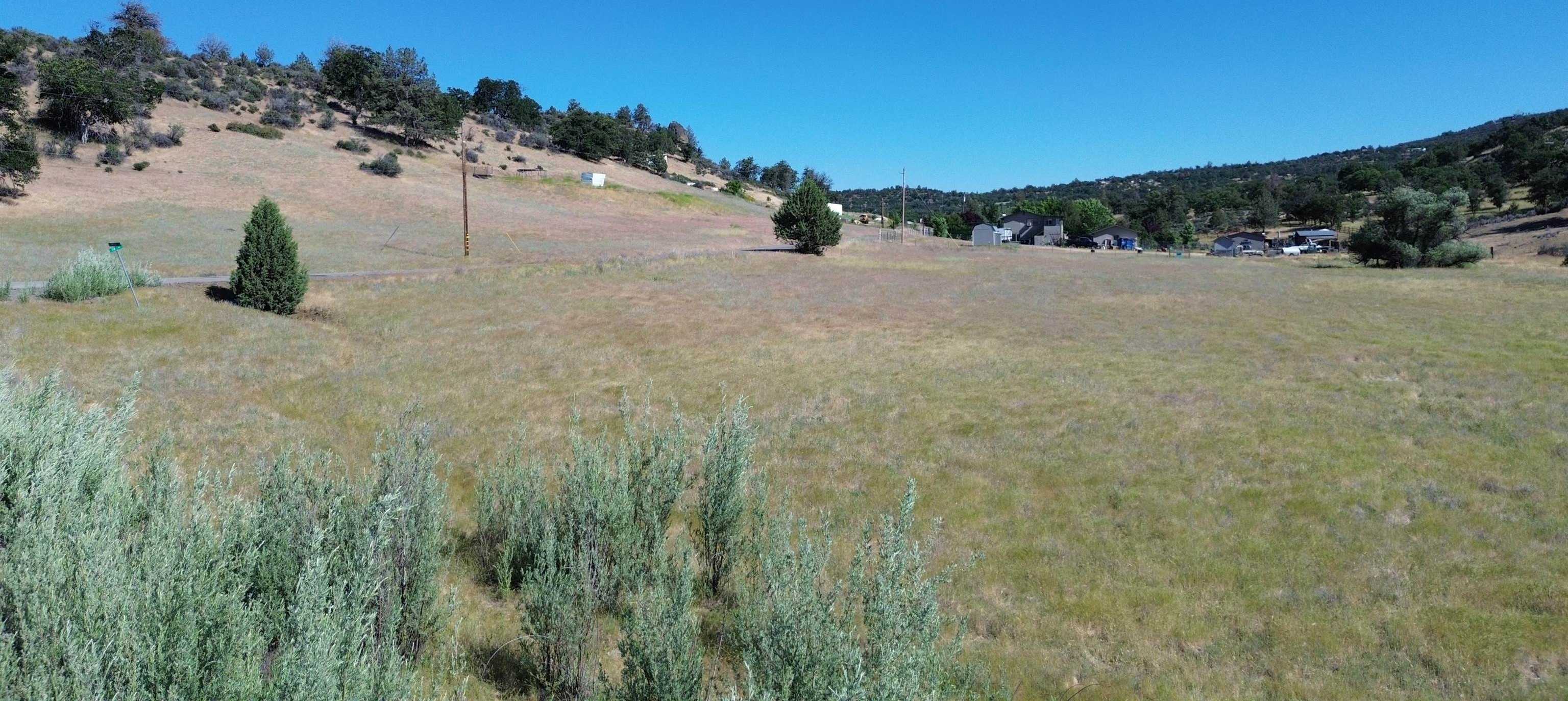 photo 2: Lot 174 Redwood St., Hornbrook CA 96044