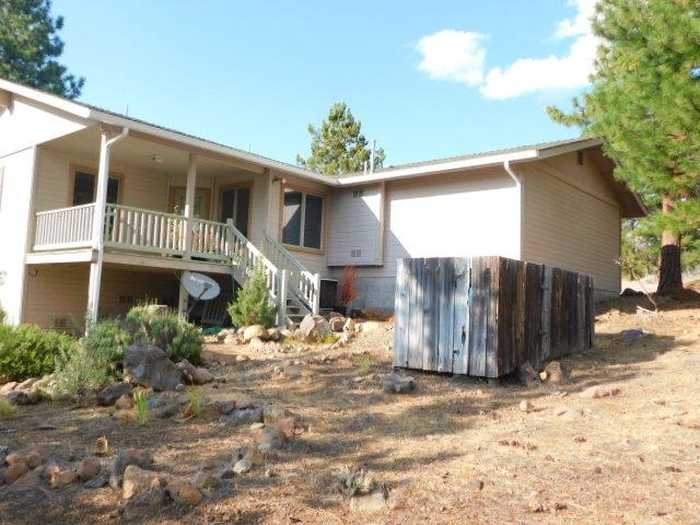 photo 2: 16141 Indian Hill Drive, Weed CA 96094