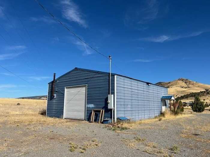 photo 2: 6719 Ager Beswick Road, Montague CA 96064