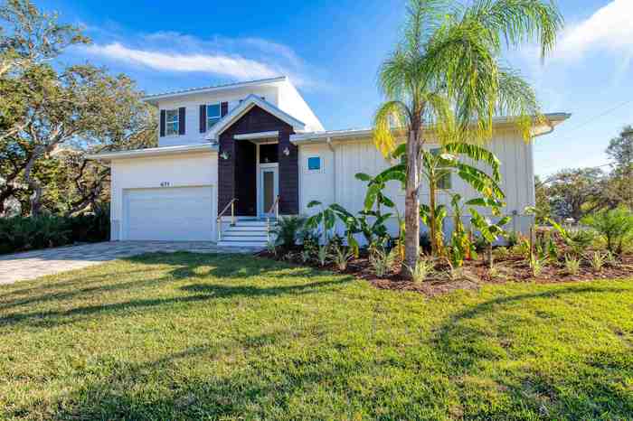 photo 1: 611 Twenty Second Street, St Augustine FL 32084