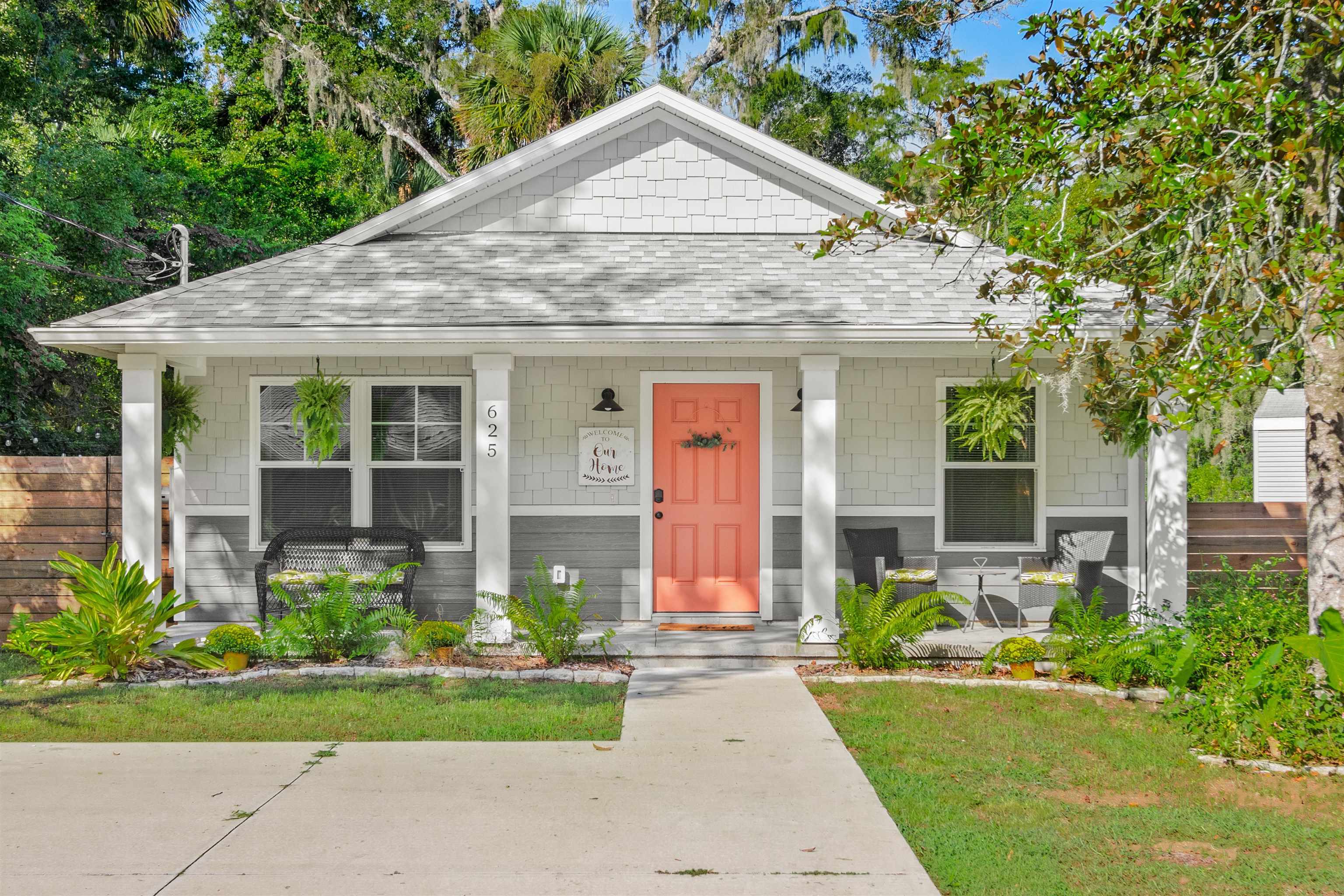 photo 1: 625 Francis Street, St Augustine FL 32084