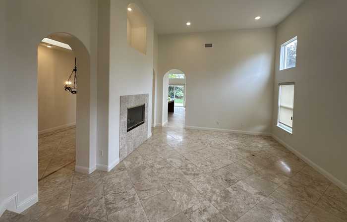 photo 2: 42 Touran Lane, GOLETA CA 93117