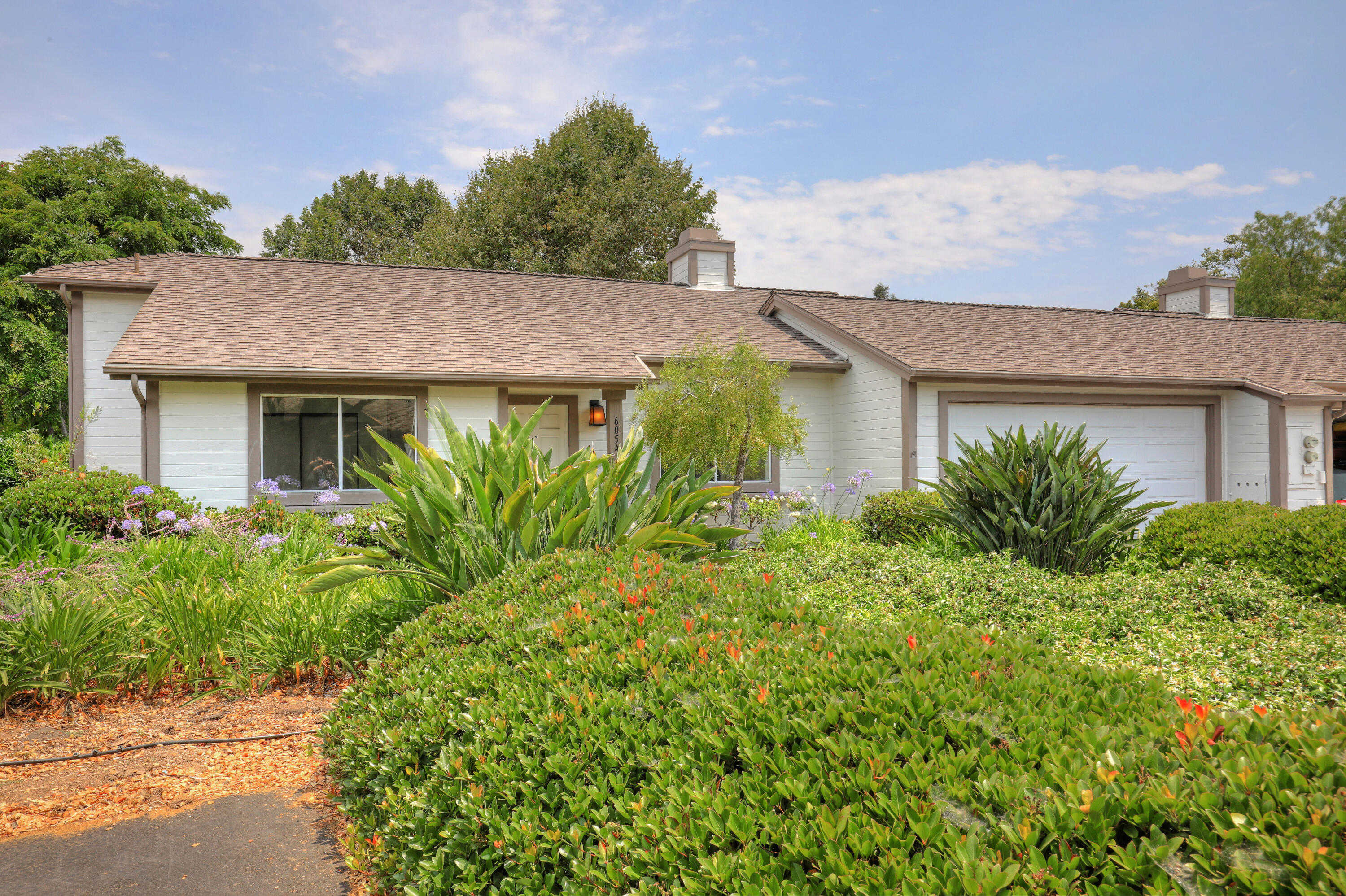 photo 1: 6054 Ashley Place, GOLETA CA 93117