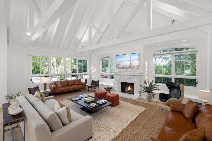 photo 2: 2297 Featherhill Road, MONTECITO CA 93108