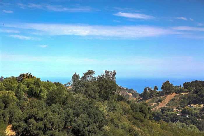 photo 2: 960 W Mountain Drive, SANTA BARBARA CA 93103