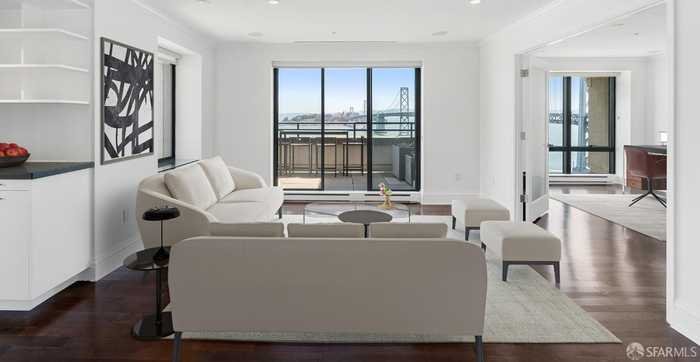 photo 2: 75 Folsom Street Unit 1802, San Francisco CA 94105