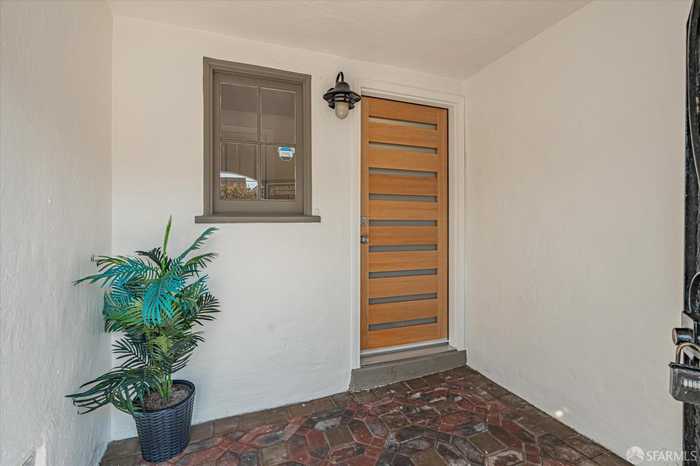 photo 2: 1870 44th Avenue, San Francisco CA 94122