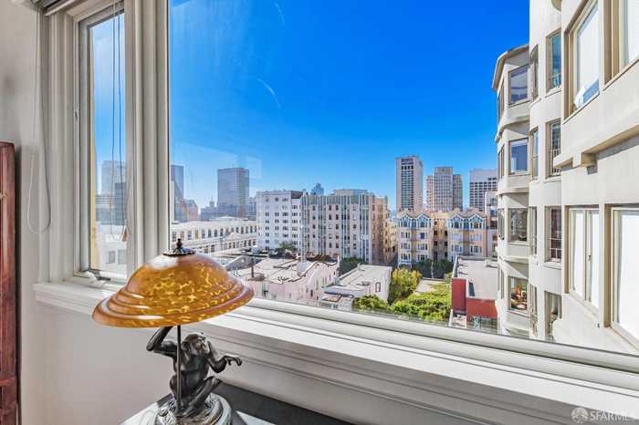 photo 2: 850 Powell Street Unit 603, San Francisco CA 94108