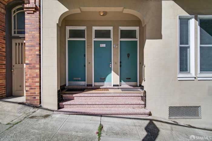 photo 2: 780 Green Street, San Francisco CA 94133