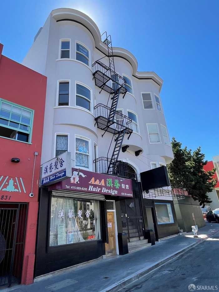 photo 2: 835 Broadway Street, San Francisco CA 94133