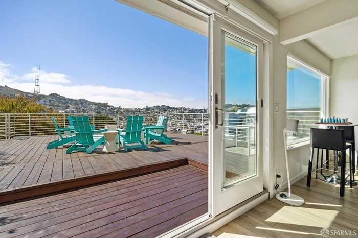 photo 2: 685 Noe Street, San Francisco CA 94114