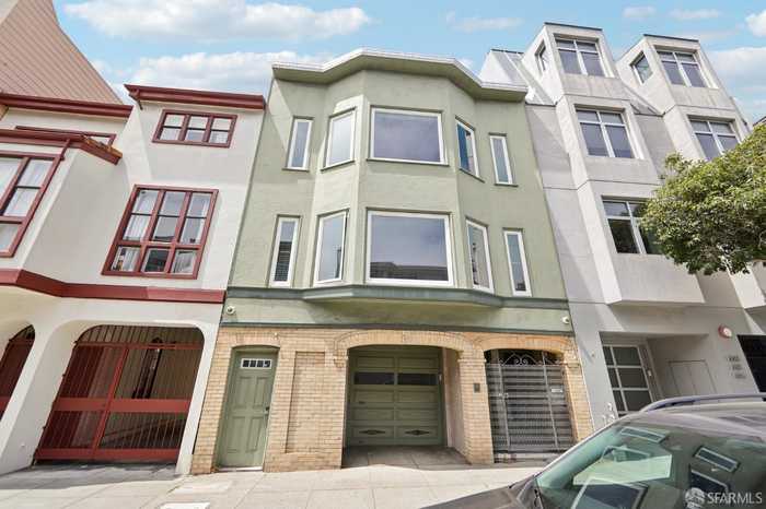 photo 1: 1656 Chestnut Street, San Francisco CA 94123