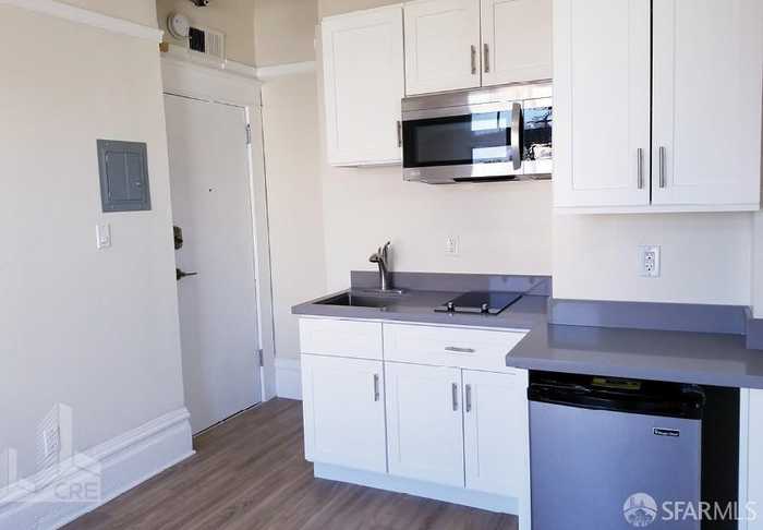 photo 2: 371 Broadway, San Francisco CA 94133