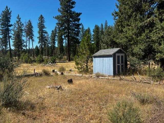 photo 2: 655 W Ponderosa Dr, Lookout CA 96054