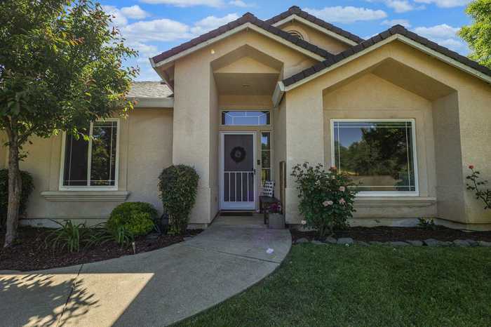 photo 2: 11441 Rugby Hill Drive, Redding CA 96003