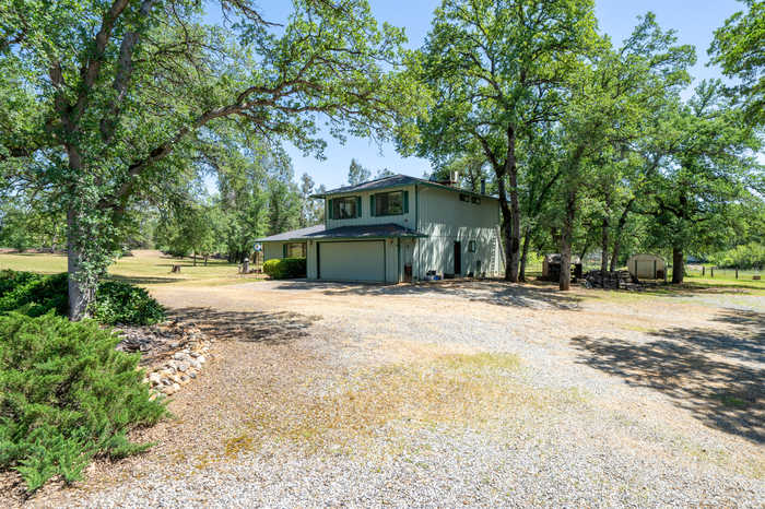 photo 2: 21979 Beryl Drive, Palo Cedro CA 96073