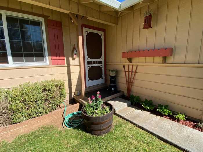 photo 2: 20255 Hudson Street, Burney CA 96013