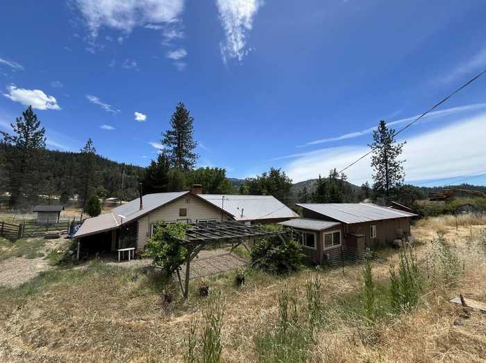 photo 2: 191 Henrietta Road, Lewiston CA 96052