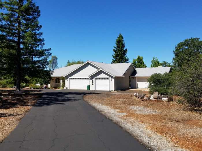 photo 1: 7150 Pine Bluff Drive, Shingletown CA 96088