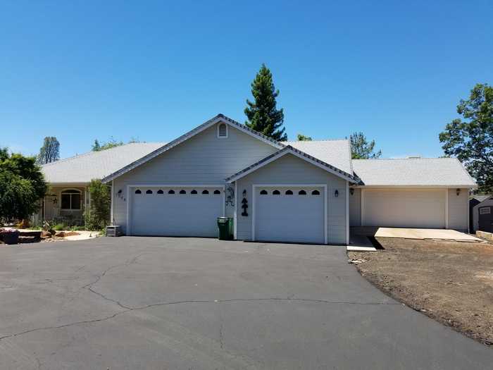 photo 2: 7150 Pine Bluff Drive, Shingletown CA 96088