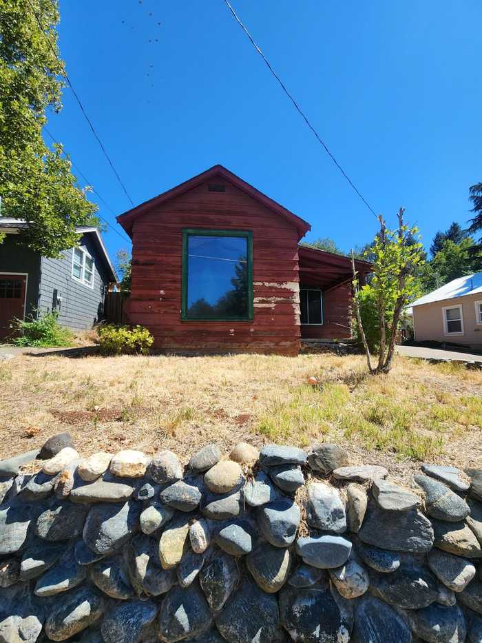 photo 1: 190 Taylor Street, Weaverville CA 96093