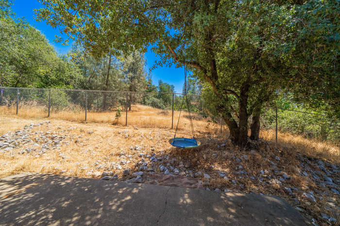 photo 19: 3832 Red Bluff Street, Shasta Lake CA 96019