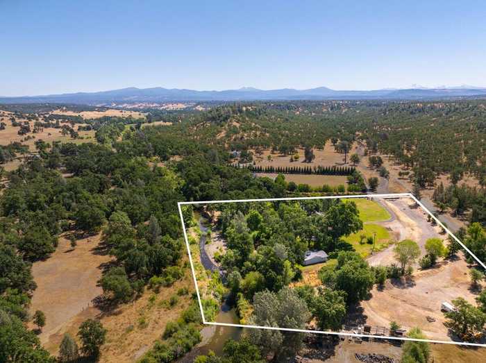 photo 2: 24416 Racoon Way, Oak Run CA 96069