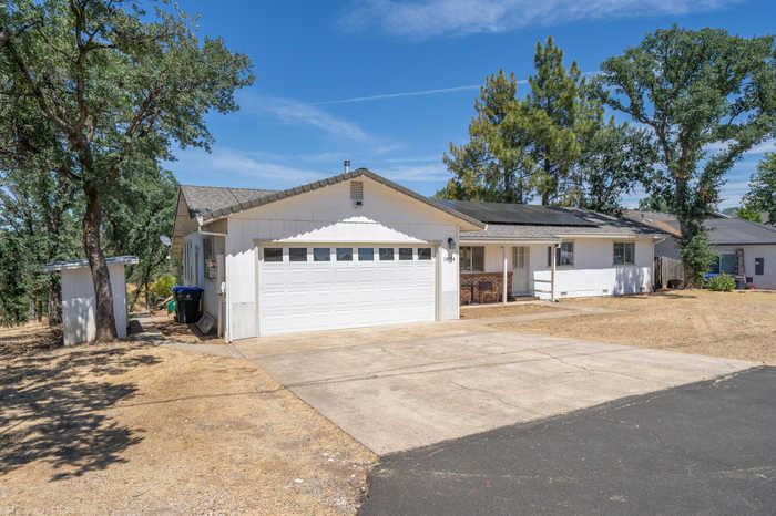 photo 2: 19724 Sweet Brier Place, Cottonwood CA 96022
