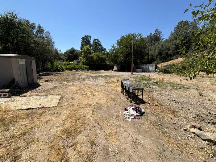 photo 2: 20157 Old Alturas Rd, Redding CA 96003