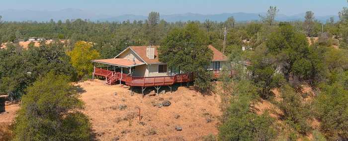 photo 1: 13213 Hidden Oaks Trail, Redding CA 96003