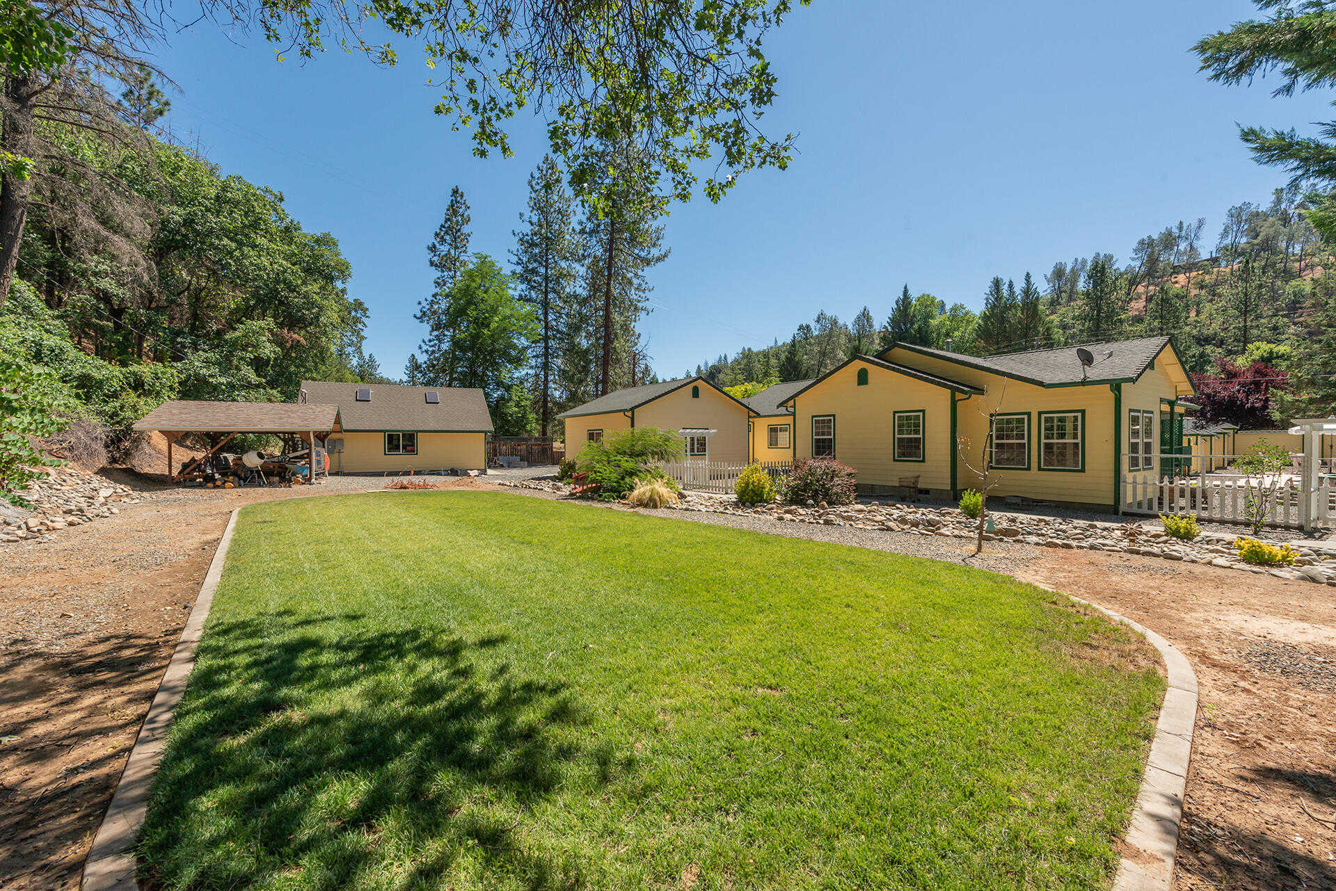 photo 3: 701 Reo Lane, Douglas City CA 96024