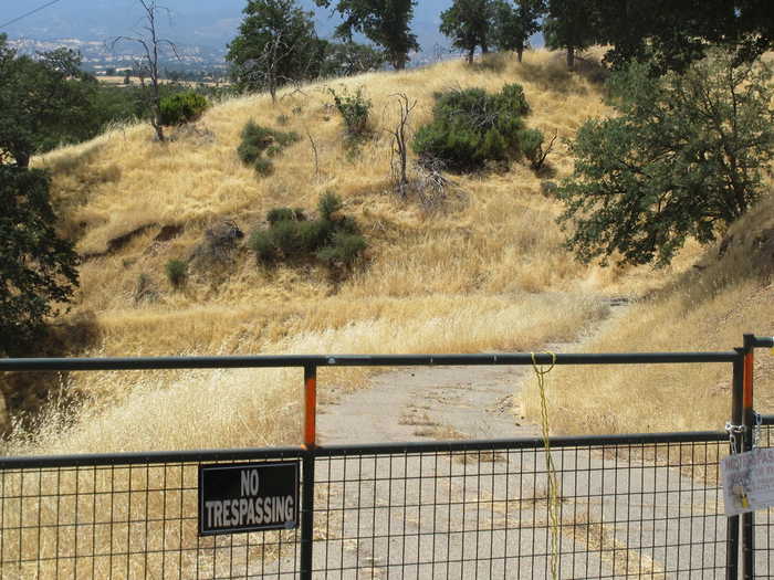 photo 2: 12845 Gas Point Rd, Igo CA 96047