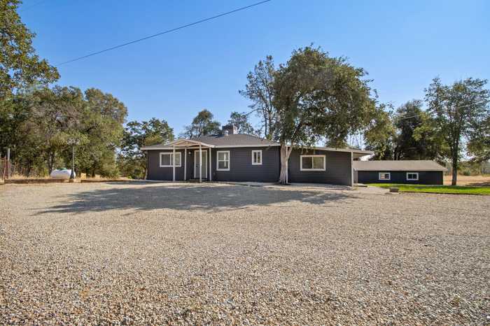 photo 2: 9173 Irish Creek Lane, Redding CA 96001