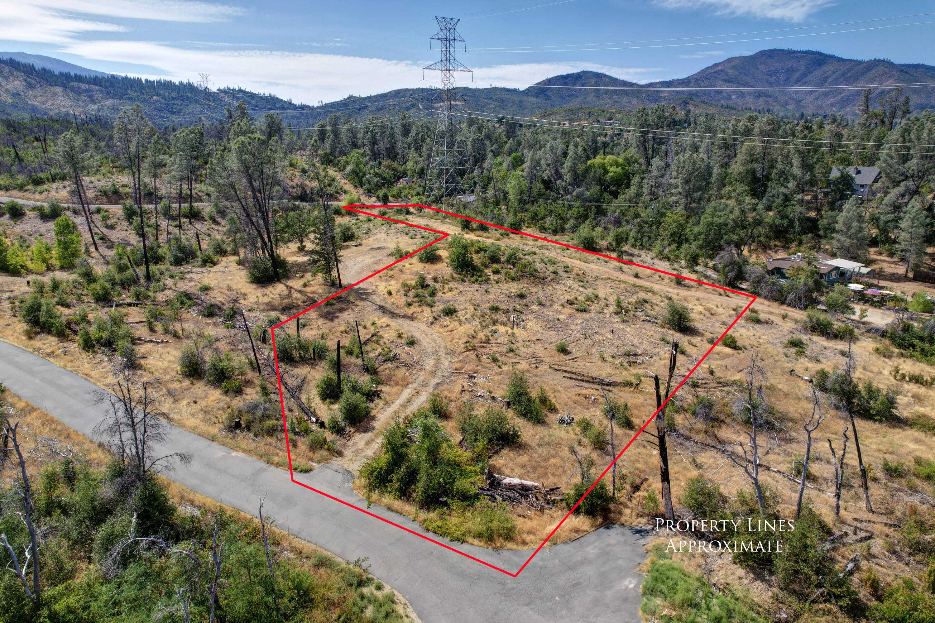 photo 3: 15388 Shadow Mountain Ln, Shasta CA 96087