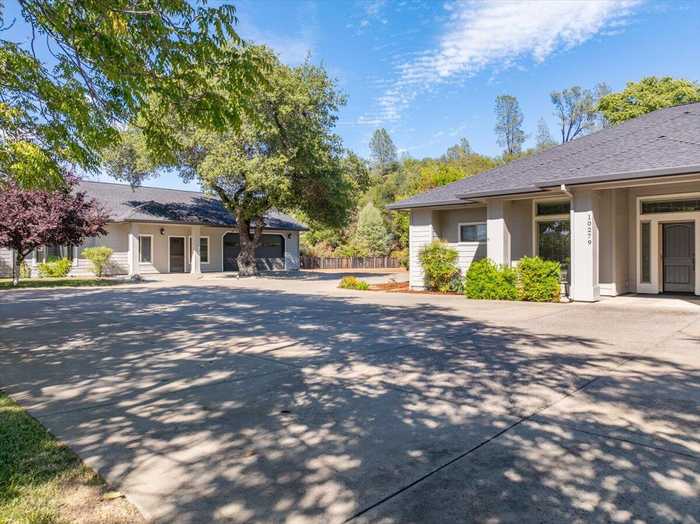 photo 2: 10279 Salmon Creek Road, Redding CA 96003