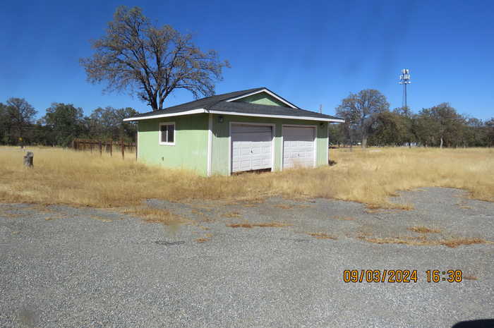 photo 1: 4443 Rhonda Road, Anderson CA 96007