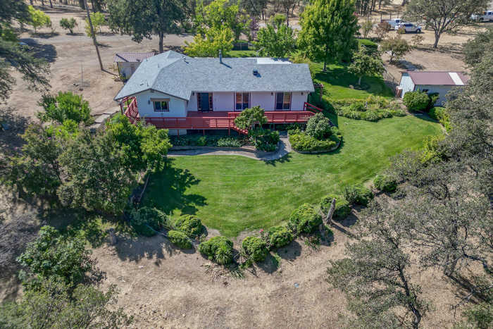 photo 2: 4254 Jim Dandy Drive, Cottonwood CA 96022