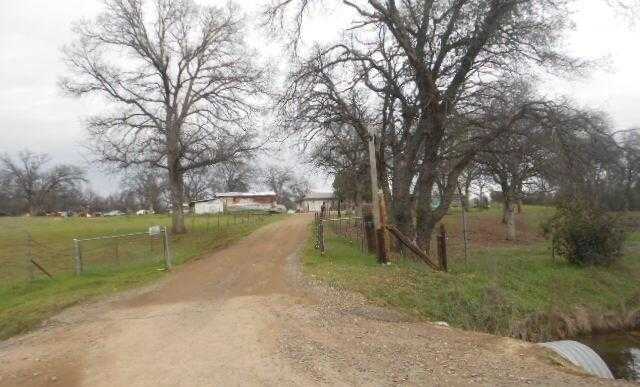 photo 1: 8971 Old Oregon Trail, Redding CA 96002