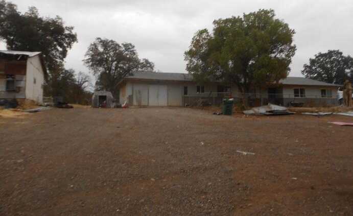 photo 3: 8971 Old Oregon Trail, Redding CA 96002