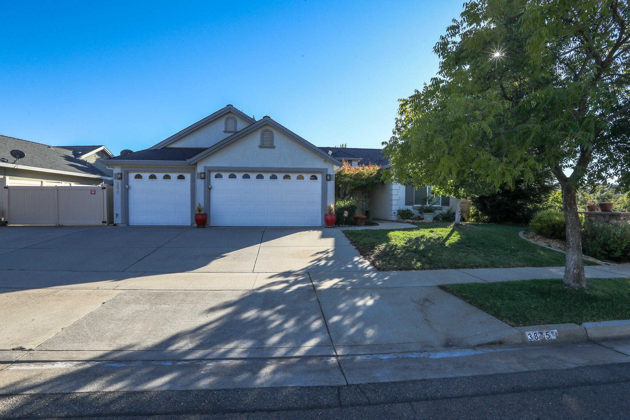 photo 1: 3875 Mario Avenue, Redding CA 96001