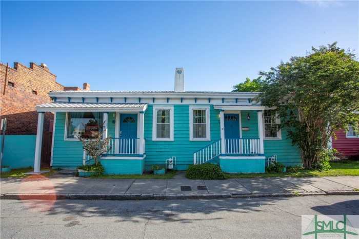 photo 1: 8 E 41st Street, Savannah GA 31401