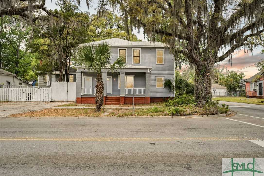 photo 1: 846 E 37th Street, Savannah GA 31401