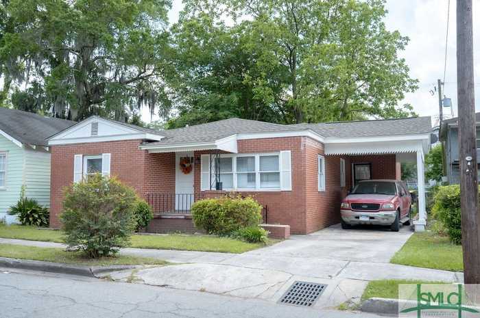 photo 1: 631 W 35 Street, Savannah GA 31415