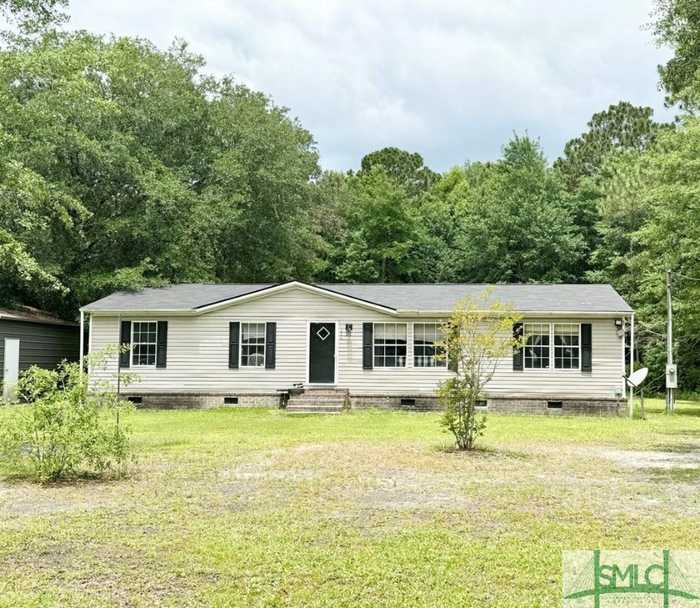 photo 2: 292 Copperhead Road SE, Allenhurst GA 31301