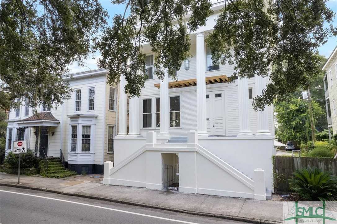 photo 2: 808 Drayton Street, Savannah GA 31401