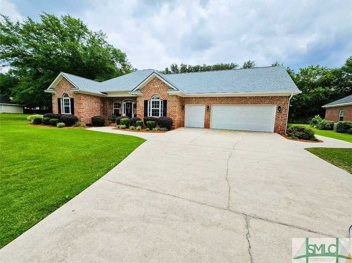 photo 2: 107 Lansing Drive, Ellabell GA 31308